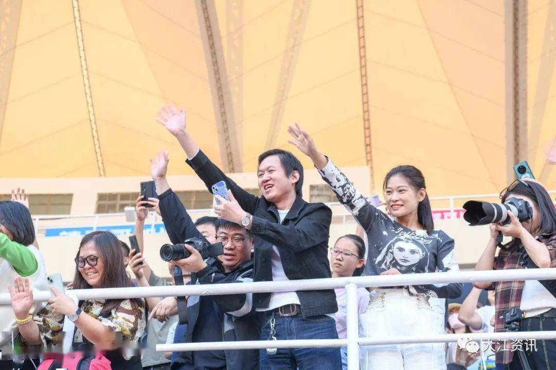 波兹南莱赫VS奥胡斯直播_波兹南莱赫VS奥胡斯比赛高清直播_奥胡斯vs波兹南莱赫免费直播在线直播